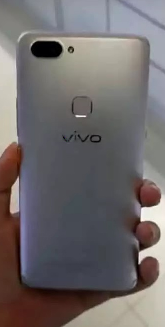 Vivo X20 Plus UD thumbnail