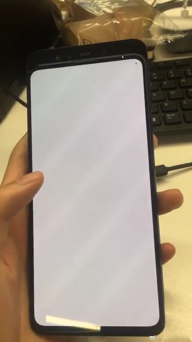 Xiaomi Mi Mix 3 thumbnail